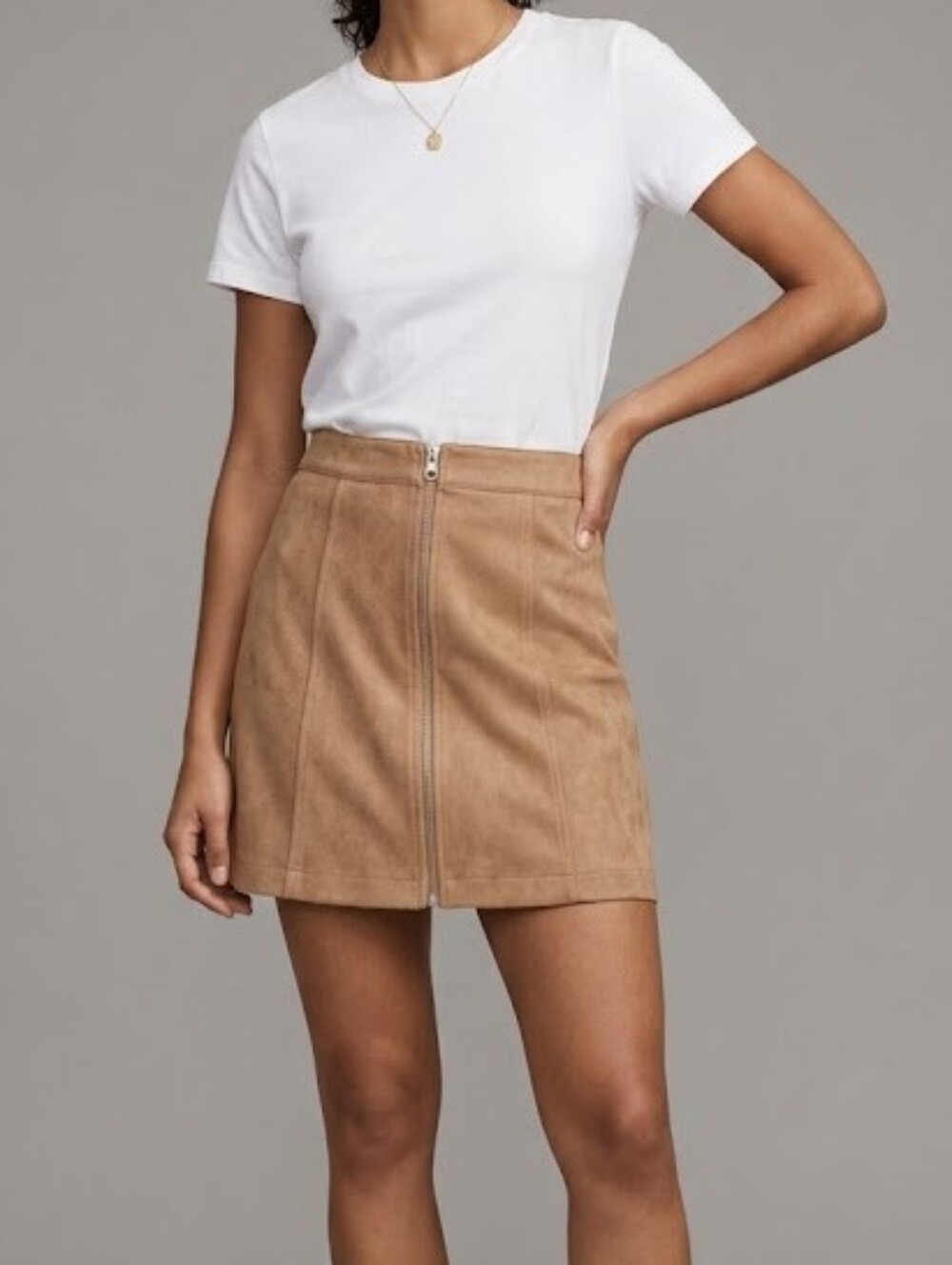 Aritzia Wilfred Free Zip-Up Mini Skirt Suede Camel Tan Size 2 Chic Boho